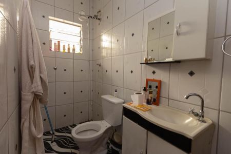 Casa à venda com 310m², 5 quartos e 3 vagas Casa à venda com 310m², 5 quartos e 3 vagasBanheiro 5