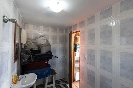 Casa à venda com 310m², 5 quartos e 3 vagas Casa à venda com 310m², 5 quartos e 3 vagasBanheiro 4