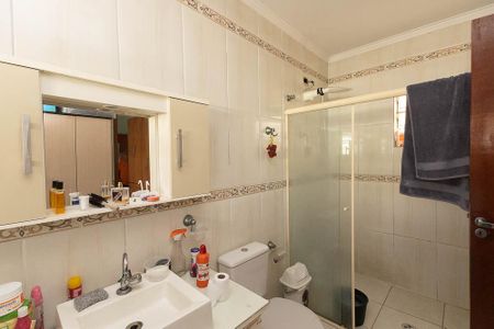 Casa à venda com 310m², 5 quartos e 3 vagas Casa à venda com 310m², 5 quartos e 3 vagasBanheiro da Suíte 1