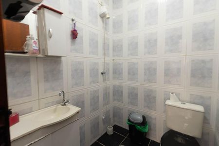 Casa à venda com 310m², 5 quartos e 3 vagas Casa à venda com 310m², 5 quartos e 3 vagasBanheiro 6