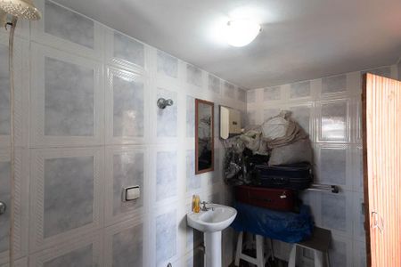 Casa à venda com 310m², 5 quartos e 3 vagas Casa à venda com 310m², 5 quartos e 3 vagasBanheiro 4