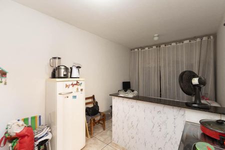 Casa à venda com 310m², 5 quartos e 3 vagas Casa à venda com 310m², 5 quartos e 3 vagasCasa Fundos Quarto / Cozinha