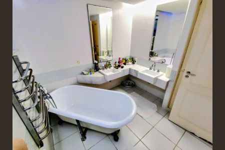 Apartamento à venda com 284m², 4 quartos e 2 vagas