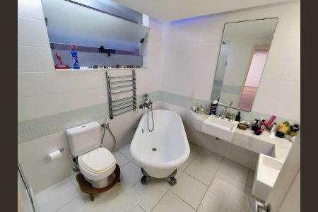 Apartamento à venda com 284m², 4 quartos e 2 vagas