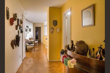 Apartamento à venda com 284m², 4 quartos e 2 vagas