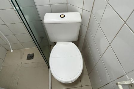 Apartamento para alugar com 73m², 2 quartos e 1 vaga Apartamento para alugar com 73m², 2 quartos e 1 vagaBanheiro da Suíte