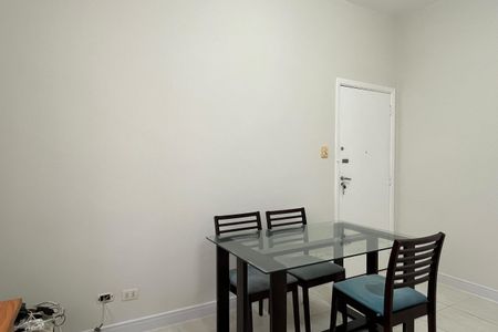 Apartamento para alugar com 73m², 2 quartos e 1 vaga Apartamento para alugar com 73m², 2 quartos e 1 vagaSala