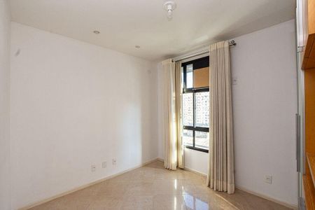 Apartamento à venda com 3 quartos, 176m² em Ingá, Niterói