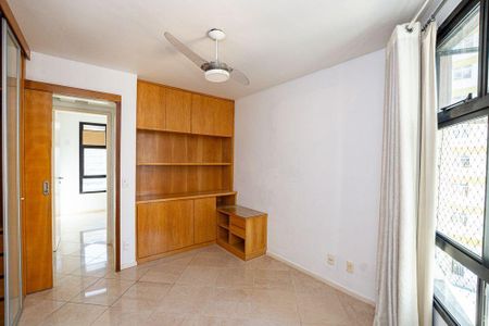 Apartamento à venda com 3 quartos, 176m² em Ingá, Niterói