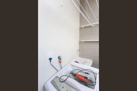 Apartamento para alugar com 30m², 2 quartos e sem vaga Apartamento para alugar com 30m², 2 quartos e sem vagaÁrea de serviço