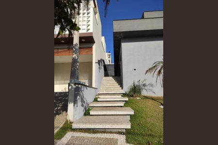 Casa de condomínio à venda com 215m², 3 quartos e 4 vagas Casa de condomínio à venda com 215m², 3 quartos e 4 vagasFoto 19