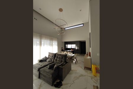 Casa de condomínio à venda com 215m², 3 quartos e 4 vagas Casa de condomínio à venda com 215m², 3 quartos e 4 vagasFoto 10