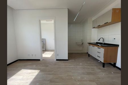 Apartamento para alugar com 35m², 2 quartos e sem vaga Apartamento para alugar com 35m², 2 quartos e sem vagaSala