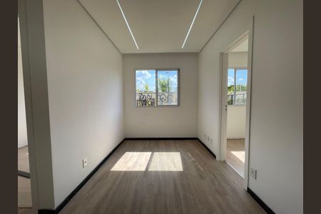 Apartamento para alugar com 35m², 2 quartos e sem vaga Apartamento para alugar com 35m², 2 quartos e sem vagaSala