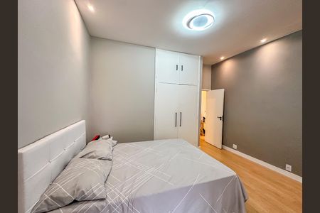 Apartamento à venda com 120m², 3 quartos e 1 vagaQuarto 2