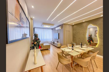 Apartamento à venda com 120m², 3 quartos e 1 vagaSala