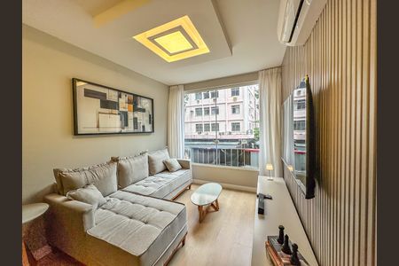 Apartamento à venda com 120m², 3 quartos e 1 vagaSala