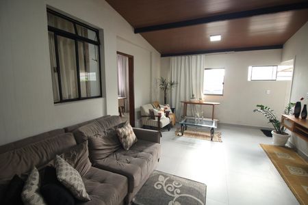 Sala de apartamento à venda com 3 quartos, 120m² em Novo Eldorado, Contagem