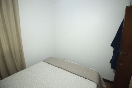 Apartamento à venda com 120m², 3 quartos e 2 vagasQuarto 2