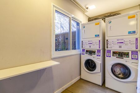 Studio para alugar com 30m², 1 quarto e 1 vaga Studio para alugar com 30m², 1 quarto e 1 vagaÁrea comum - Lavanderia