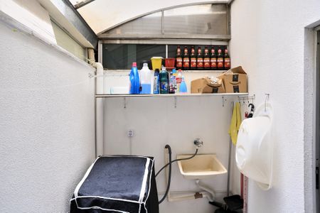 Apartamento à venda com 66m², 2 quartos e 1 vagaÁrea de Serviço