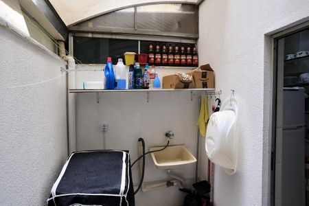 Apartamento à venda com 66m², 2 quartos e 1 vagaÁrea de Serviço