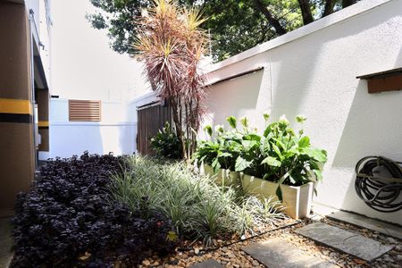 Apartamento à venda com 66m², 2 quartos e 1 vagaEntrada