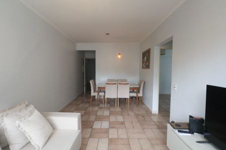 Apartamento para alugar com 70m², 2 quartos e 1 vagaSala