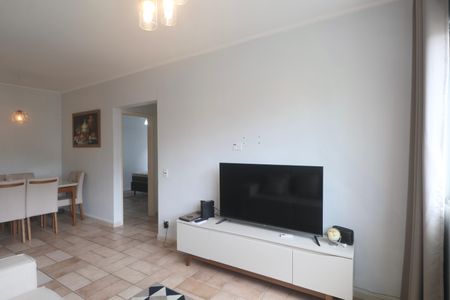 Apartamento para alugar com 70m², 2 quartos e 1 vagaSala