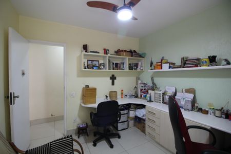 Quarto 2 de casa de condomínio à venda com 4 quartos, 194m² em Taquara, Rio de Janeiro