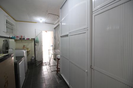 Casa de condomínio à venda com 194m², 4 quartos e 1 vagaÁrea de Serviço