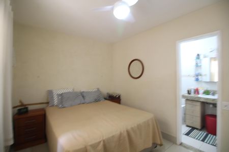 Casa de condomínio à venda com 194m², 4 quartos e 1 vagaQuarto 4