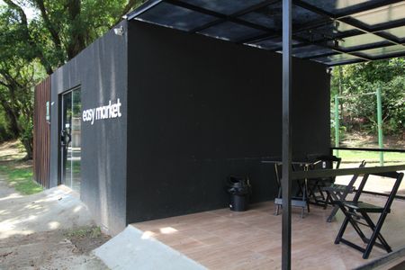 Casa de condomínio à venda com 194m², 4 quartos e 1 vagaConveniência