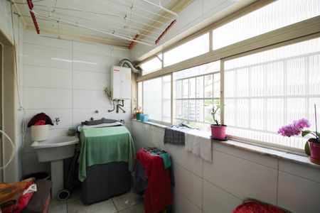 Apartamento à venda com 93m², 3 quartos e 1 vagaÁrea de Serviço