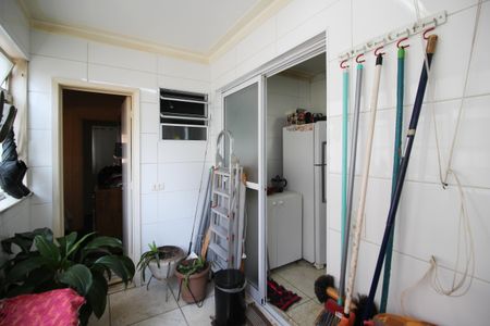 Apartamento à venda com 93m², 3 quartos e 1 vagaÁrea de Serviço