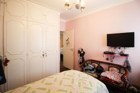 Apartamento à venda com 93m², 3 quartos e 1 vagaQuarto 2