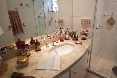 Apartamento à venda com 93m², 3 quartos e 1 vagaBanheiro