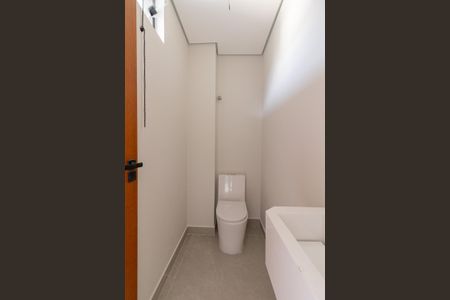 Casa à venda com 170m², 3 quartos e 2 vagasLavabo Externo 1