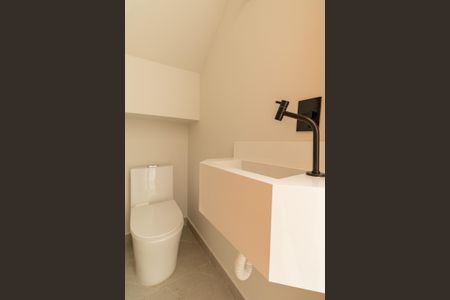 Casa à venda com 170m², 3 quartos e 2 vagasLavabo Externo 2