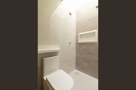 Casa à venda com 170m², 3 quartos e 2 vagasBanheiro Suíte 2