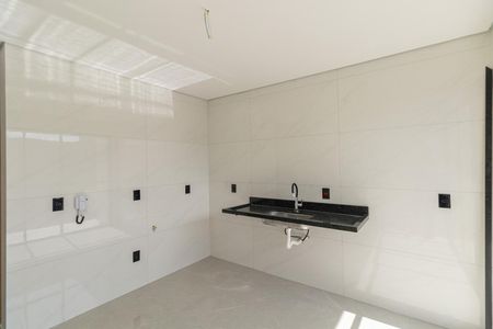 Casa à venda com 170m², 3 quartos e 2 vagasCozinha