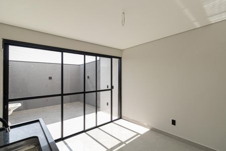 Casa à venda com 170m², 3 quartos e 2 vagasCozinha
