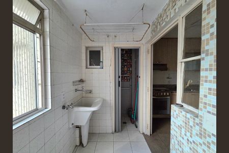 Apartamento para alugar com 72m², 2 quartos e sem vaga Apartamento para alugar com 72m², 2 quartos e sem vagaÁrea de Serviço