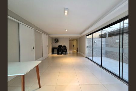 Apartamento para alugar com 72m², 2 quartos e sem vaga Apartamento para alugar com 72m², 2 quartos e sem vagaÁrea comum - Salão de festas