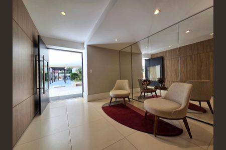 Apartamento para alugar com 72m², 2 quartos e sem vaga Apartamento para alugar com 72m², 2 quartos e sem vagaHall