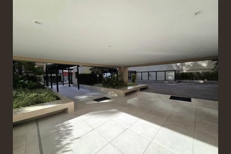 Apartamento para alugar com 72m², 2 quartos e sem vaga Apartamento para alugar com 72m², 2 quartos e sem vagaEntrada