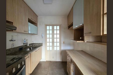 Apartamento para alugar com 72m², 2 quartos e sem vaga Apartamento para alugar com 72m², 2 quartos e sem vagaCozinha