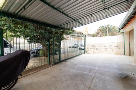 Casa para alugar com 85m², 2 quartos e 1 vagaÁrea externa