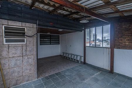 Casa para alugar com 240m², 2 quartos e 1 vagaterraço no piso 4 com área de serviço  e banheiro_4