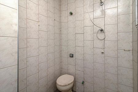 Casa para alugar com 240m², 2 quartos e 1 vagabanheiro na suíte do piso 3_2